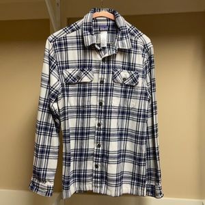 Cotton Patagonia flannel.